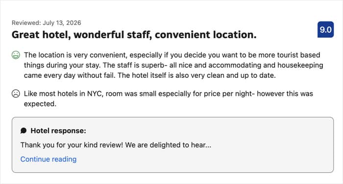 Exemplo de uma avaliação no Booking.com com todos os elementos