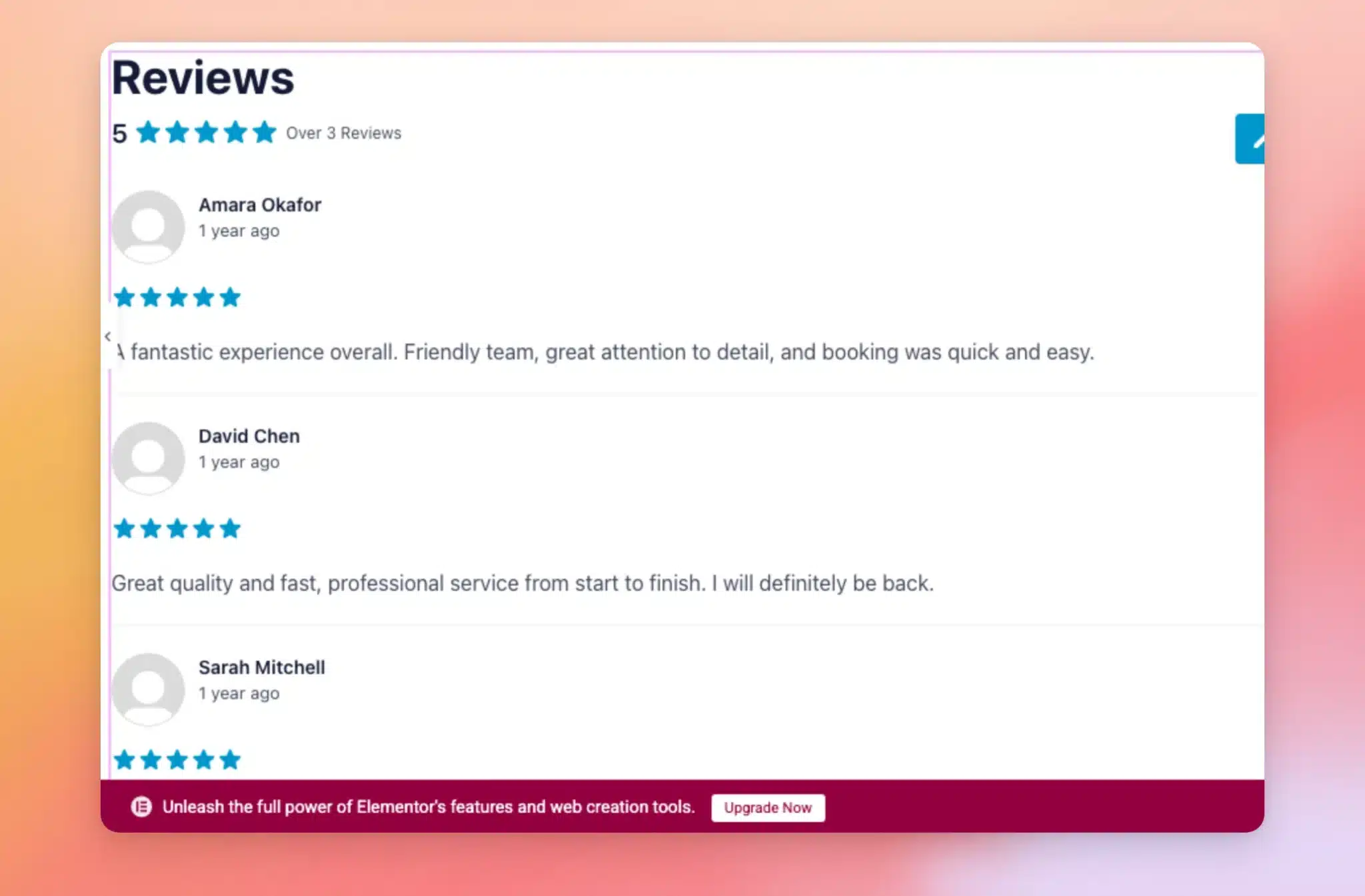 Vista previa del feed de reseñas seleccionadas en tiempo real en el editor de Elementor, con tres reseñas de cinco estrellas