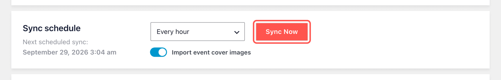 fb-4130-step-6-schedule-1 - Smash Balloon Der Synchronisierungszeitplan ist auf „Jede Stunde“ eingestellt, die Option „Ereignis-Titelbilder importieren“ ist aktiviert und die Schaltfläche „Jetzt synchronisieren“ ist hervorgehoben